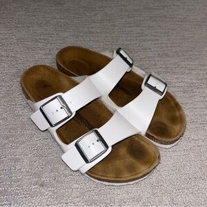 Birkenstock white kids sandals, size EU34 (US 3-3.5)